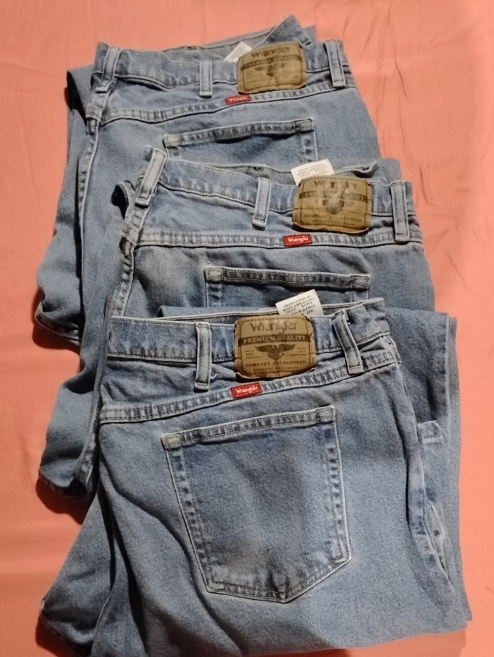 Wrangler Light Blue Relaxed Men’s Jeans - Set of Three Size 40x32